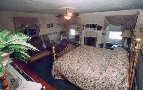Julias Bed And Breakfast Hubbard Экстерьер фото