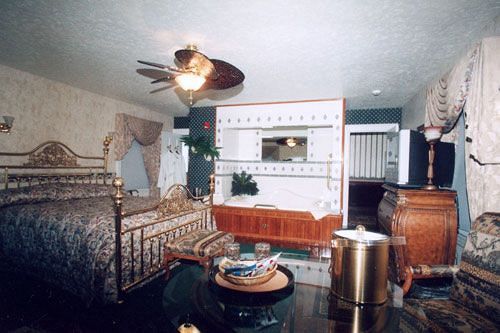 Julias Bed And Breakfast Hubbard Экстерьер фото